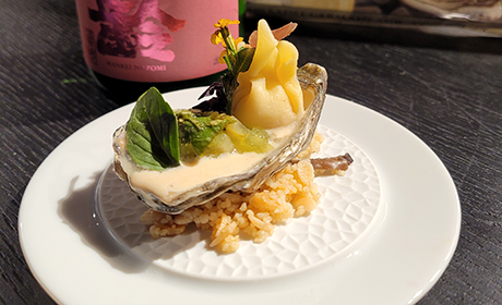 Une assiette présentant un plat gastronomique