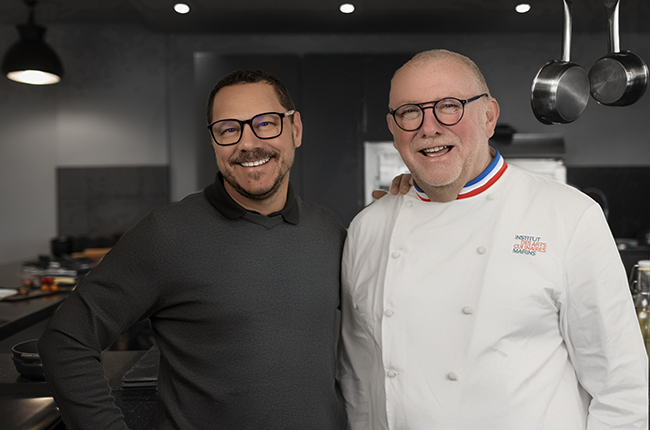 Photo de Bernard Leprince - MOF cuisine, et Erwan Le-Guen